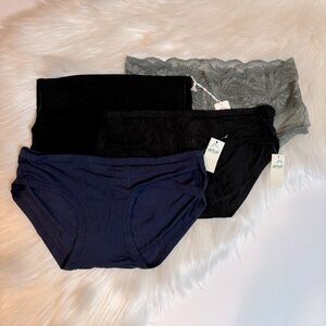 New Aerie Panties (4 pair) Size Medium (NWT)